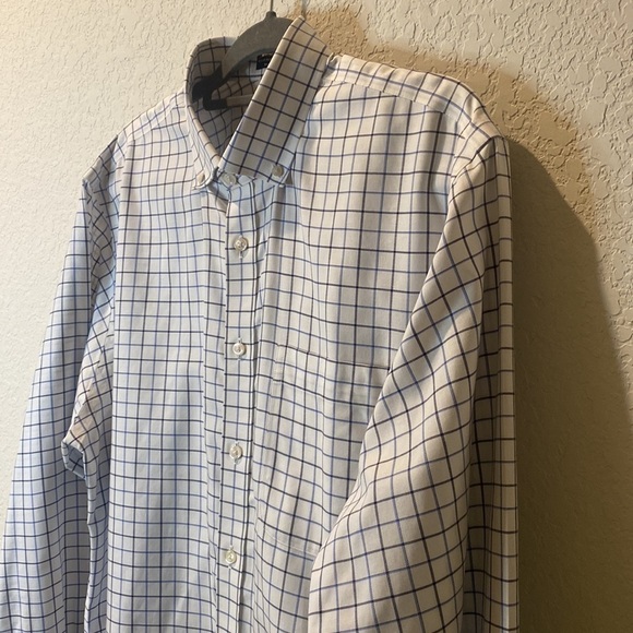 𝅺NEIMAN Marcus Wrinkle Free Men’s Dress Shirt - Picture 4 of 8